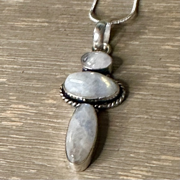 Natural Triple Rainbow Moonstone 925 Sterling Silver Pendant Dainty - Picture 7 of 11